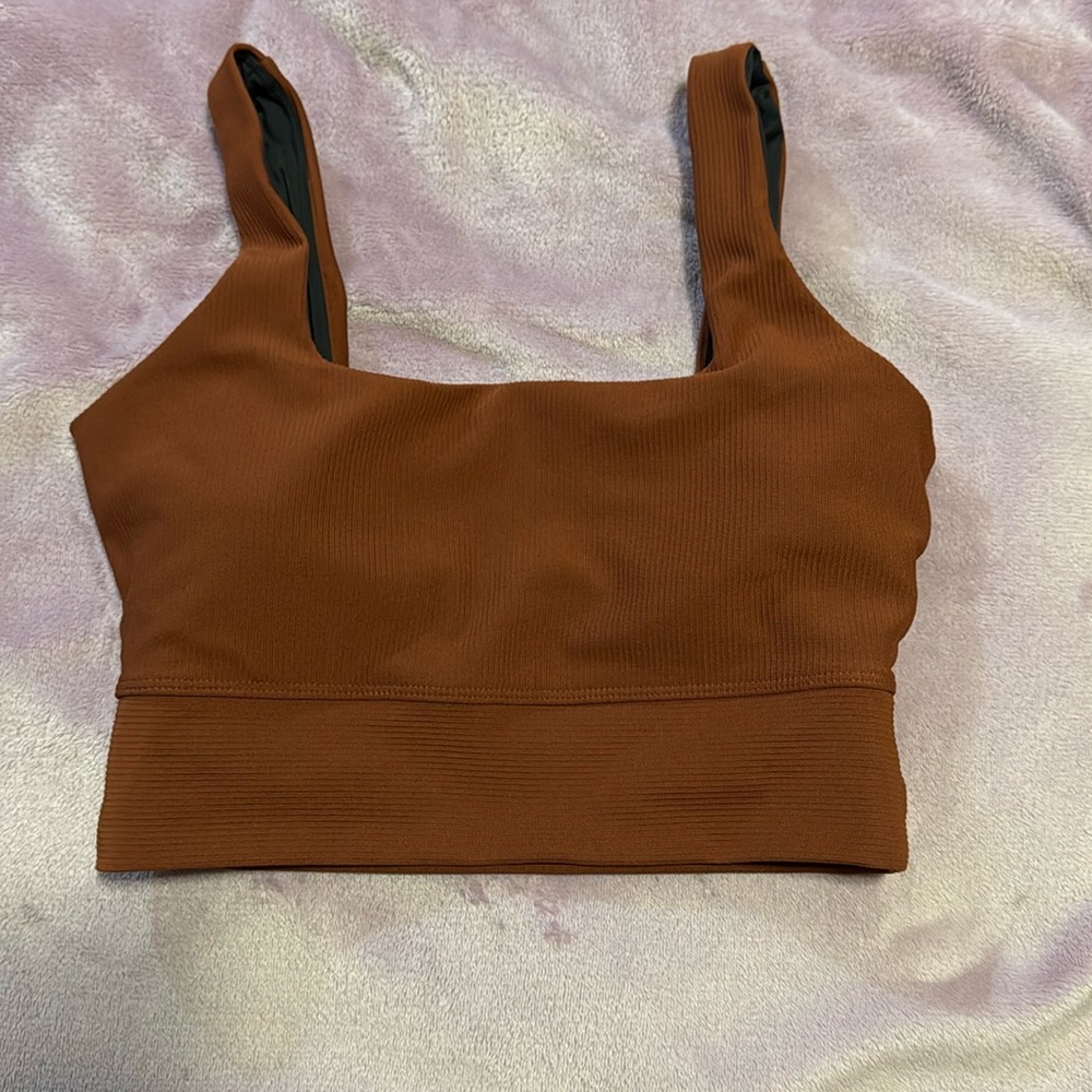 Women’s sports bra